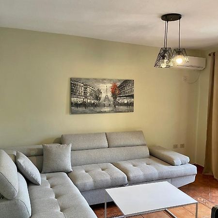 Citycentreflat Тирана Экстерьер фото